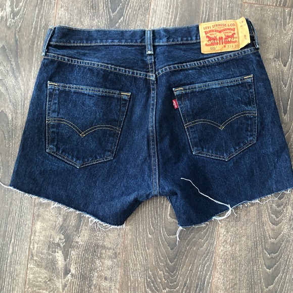 Levis 501 shorts size 8 - Picture 2 of 2